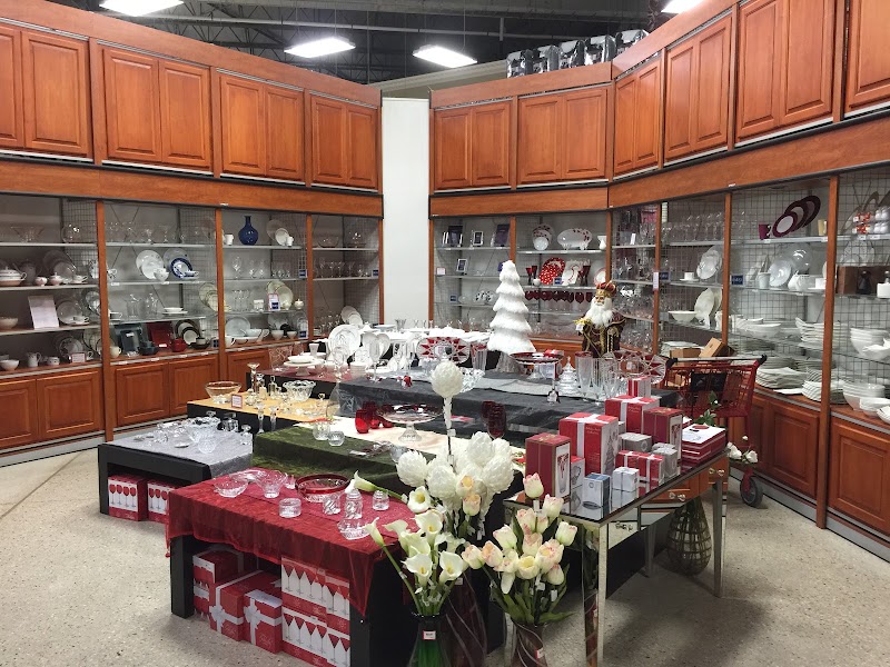 AL Thompson's — Home Improvement in George Town, Grand Cayman photo 2