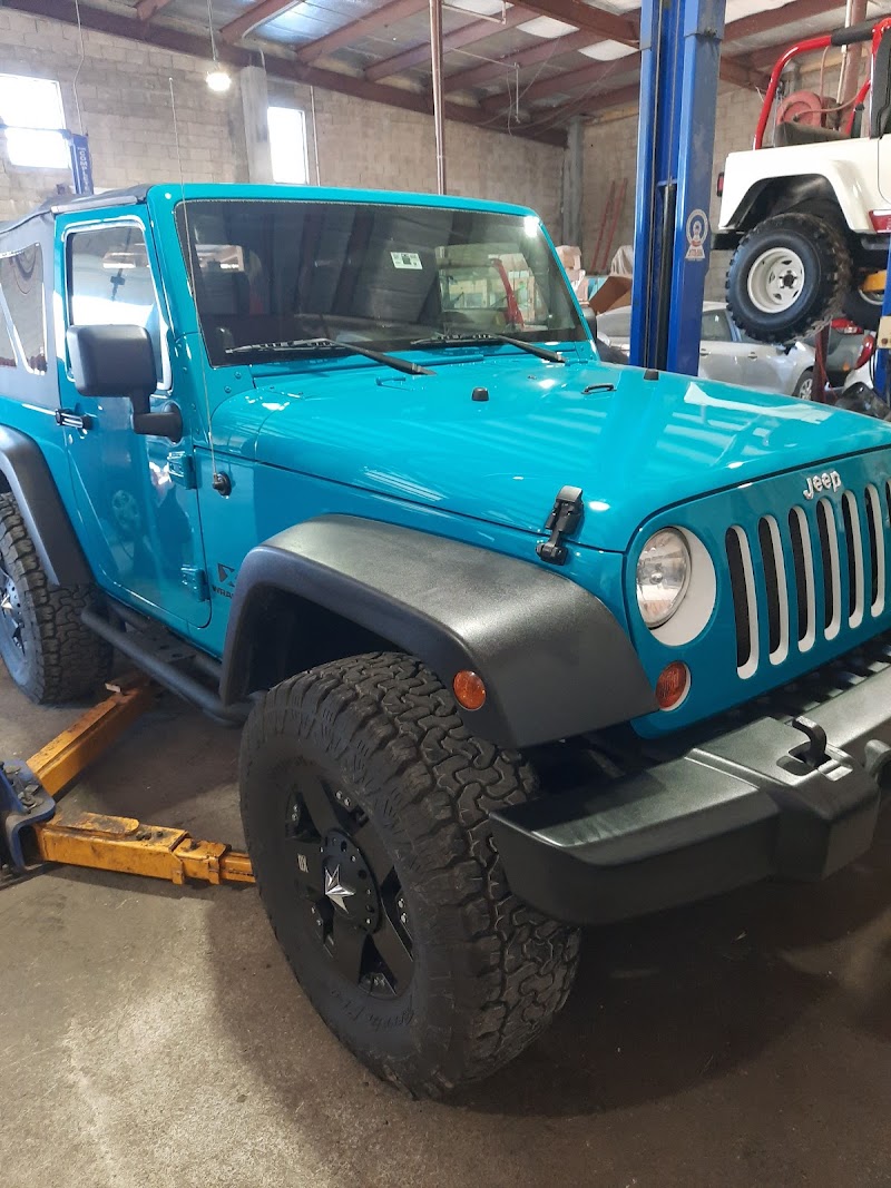 Andy's Auto — Auto Repair in West Bay, Grand Cayman photo 2