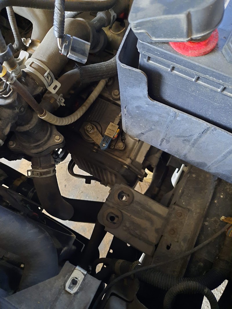 Andy's Auto — Auto Repair in West Bay, Grand Cayman photo 3