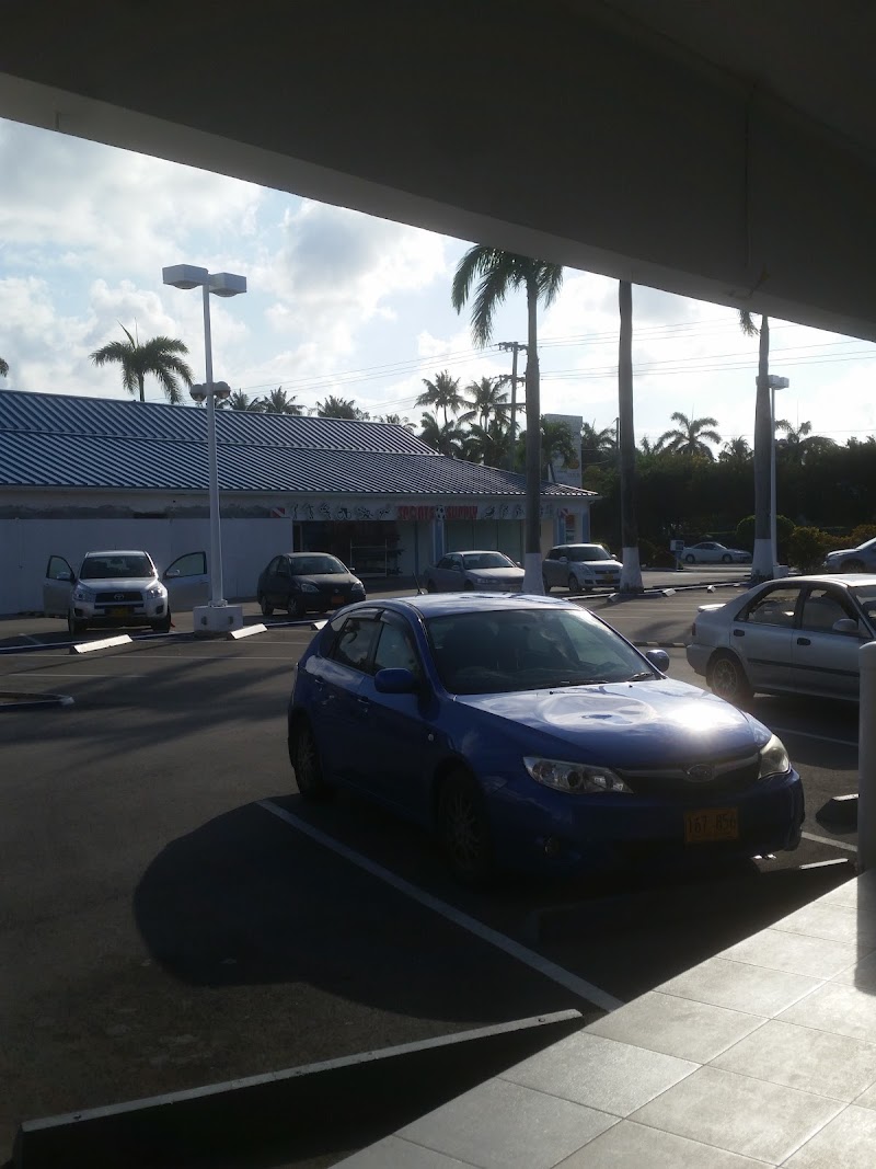 Azure Realty Limited — Real Estate Agency in Seven Mile Beach, Grand Cayman photo 3