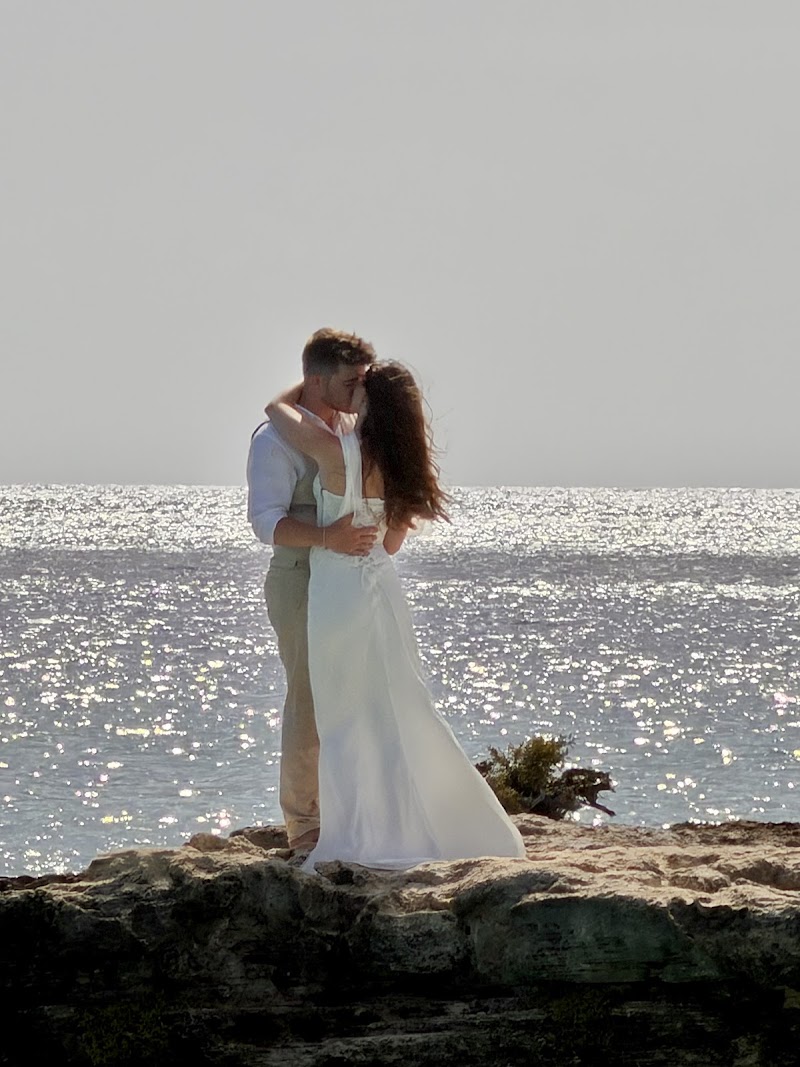 Cayman Islands Weddings & Events — Wedding Planning in Seven Mile Beach, Grand Cayman photo 2