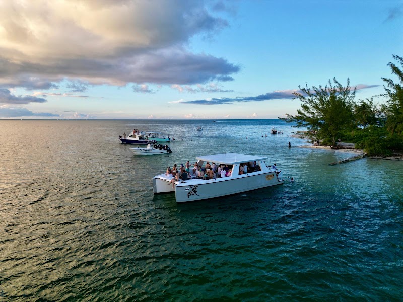 Caymanta Luxury Charters and Tours — Boat Charters in Camana Bay, Grand Cayman