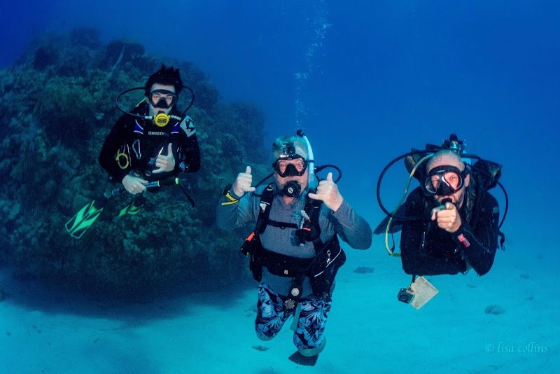 CayMoon Divers — Dive Shop in Bodden Town, Grand Cayman