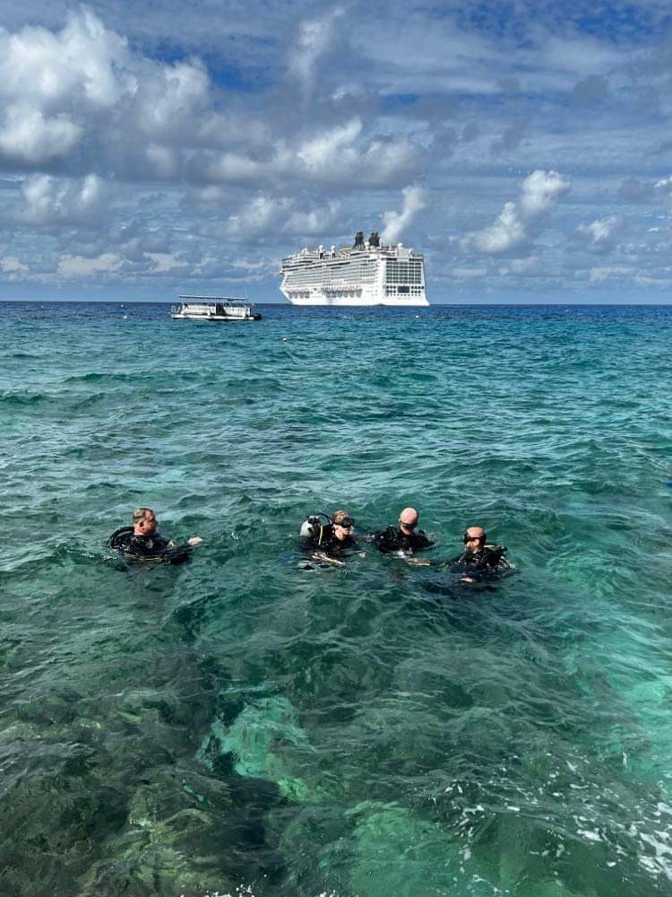 CayMoon Divers — Dive Shop in Bodden Town, Grand Cayman photo 3