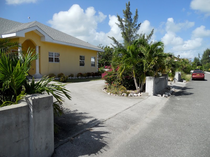 Coldwell Banker Cayman Islands — Residential Sales in George Town, Grand Cayman photo 2