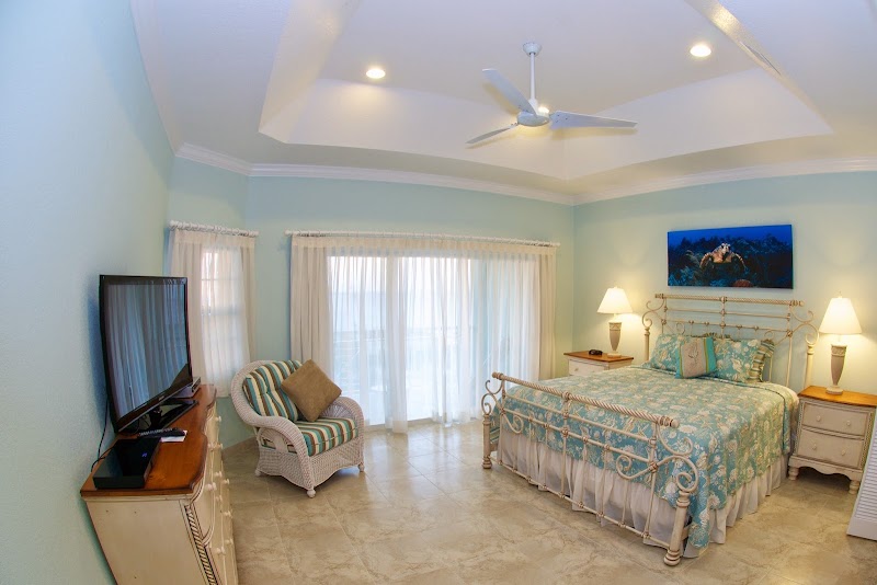 Compass Point Dive Resort — Dive Resort in East End, Grand Cayman photo 2