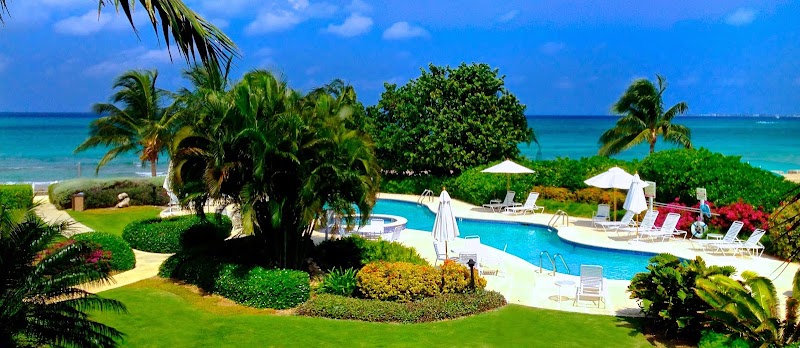 Crescent Point Resort — Resort Hotel in Seven Mile Beach, Grand Cayman