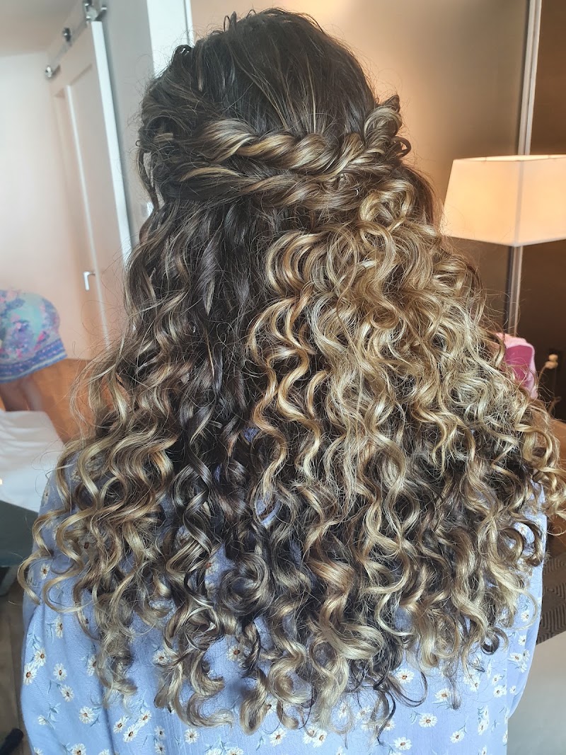 Flourish Hair Studio