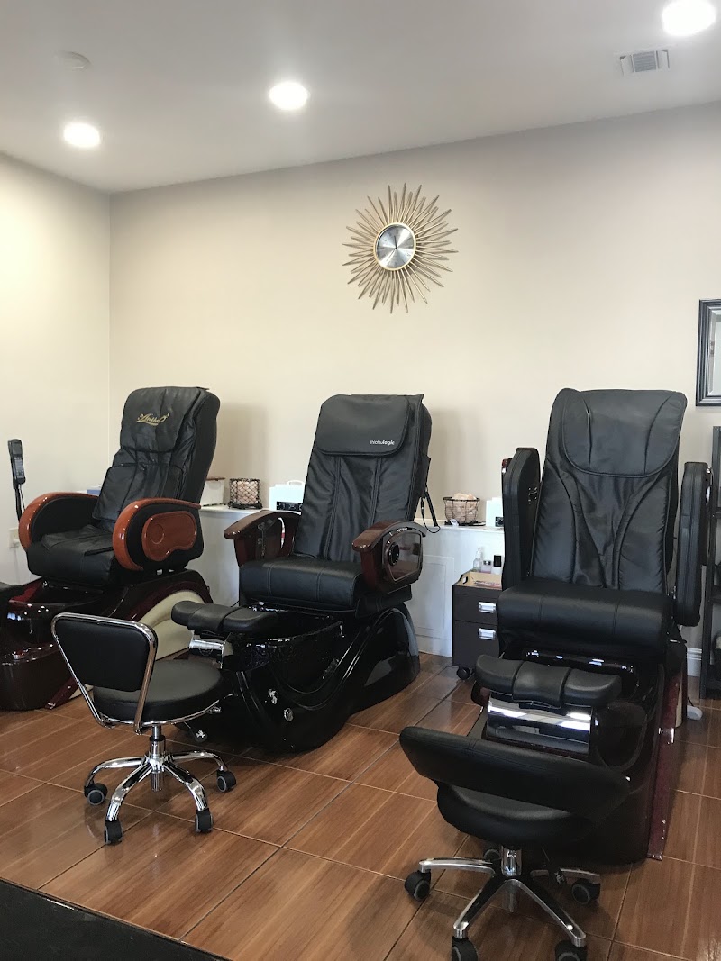 George Carvalho Salon — Hair Salon in Seven Mile Beach, Grand Cayman photo 2