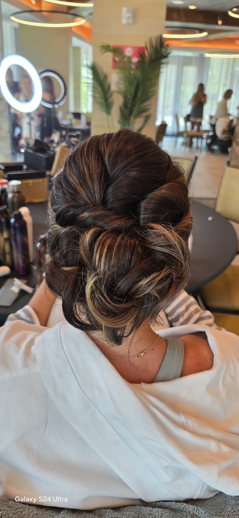 Glamorous Hair & Makeup Studio — Hair and Makeup Salon in Seven Mile Beach, Grand Cayman photo 3