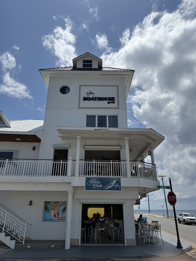 Guy Harvey's Boathouse Grill — Seafood Grill in George Town, Grand Cayman photo 3