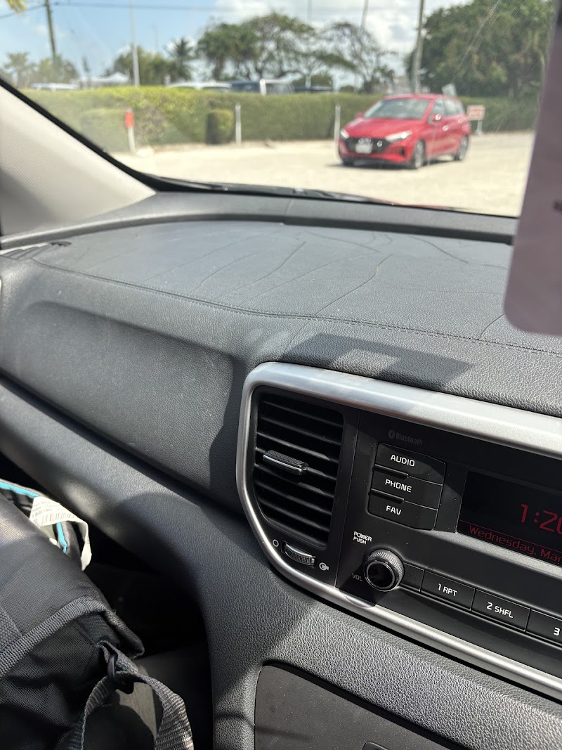 Hertz Grand Cayman — Car Rental in George Town, Grand Cayman photo 3