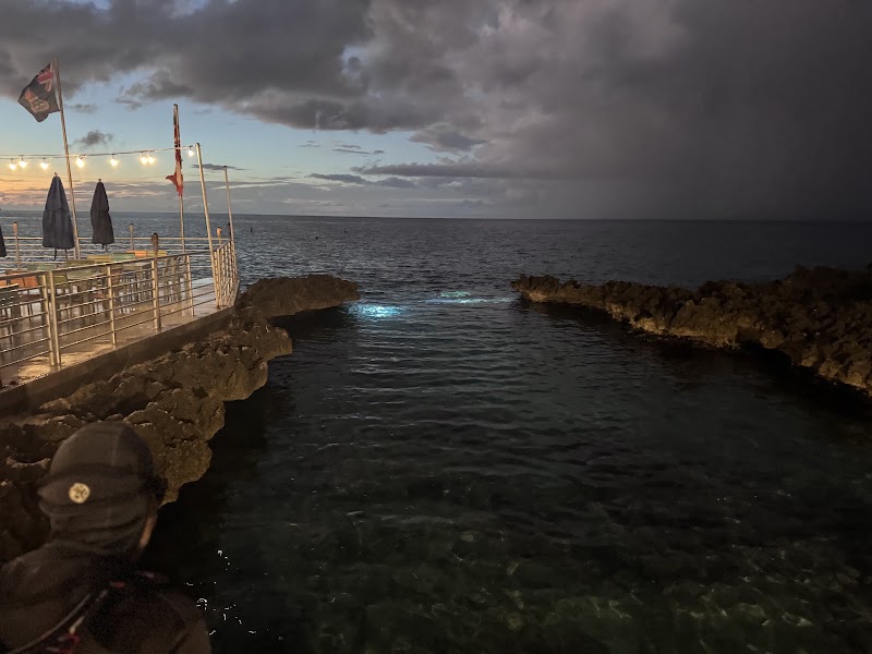 Indepth Watersports — Scuba & Snorkel in Seven Mile Beach, Grand Cayman photo 3