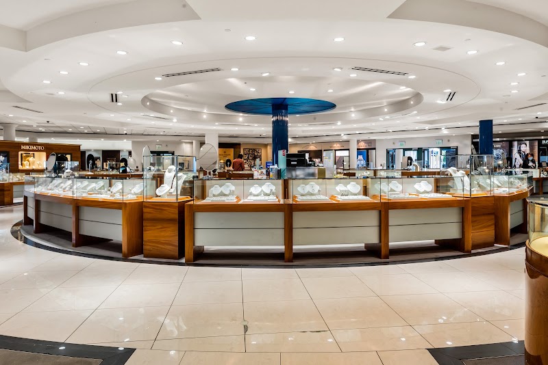 Kirk Freeport — Duty-Free & Luxury in George Town, Grand Cayman photo 3