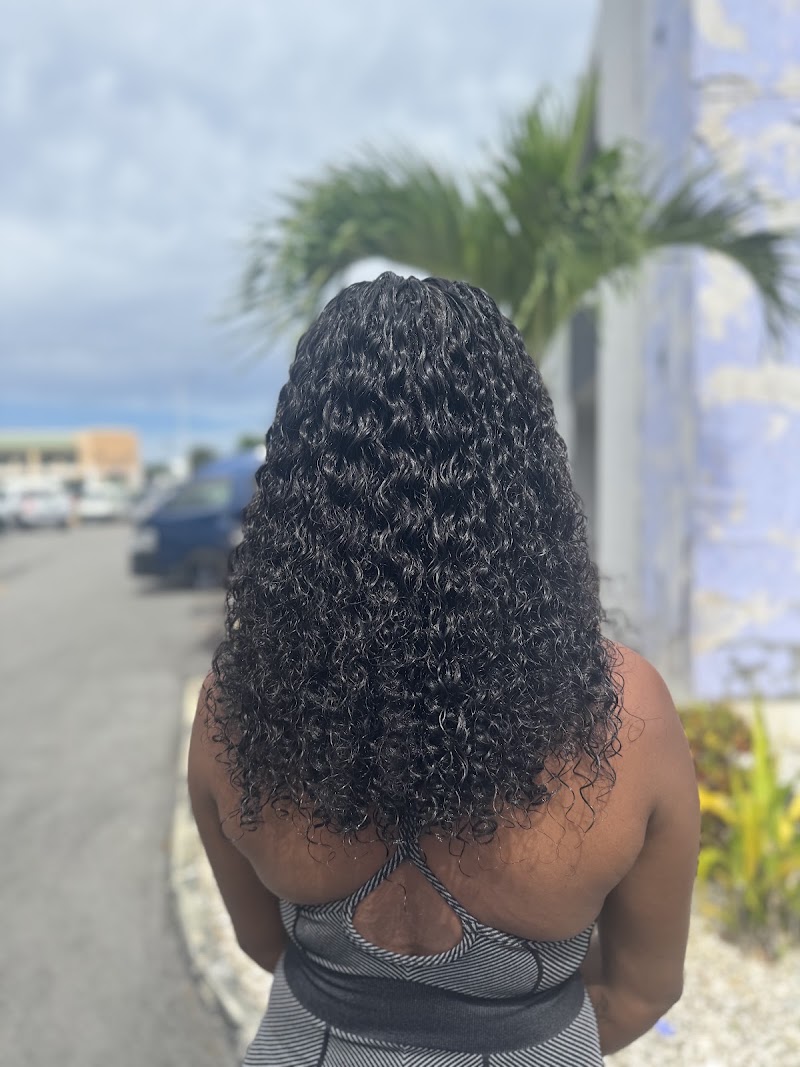 Lavish Beauty Bar Salon — Beauty Salon in George Town, Grand Cayman
