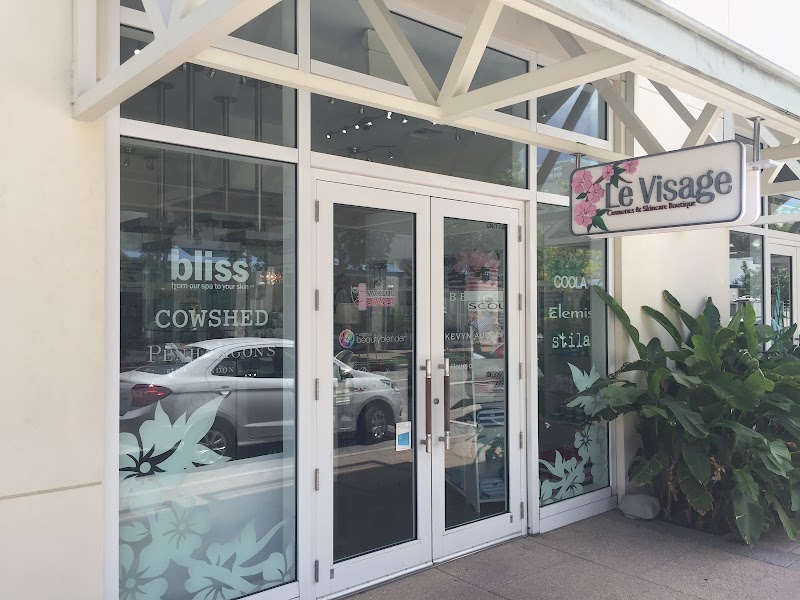 Le Visage Spa — Beauty Boutique in Camana Bay, Grand Cayman photo 2