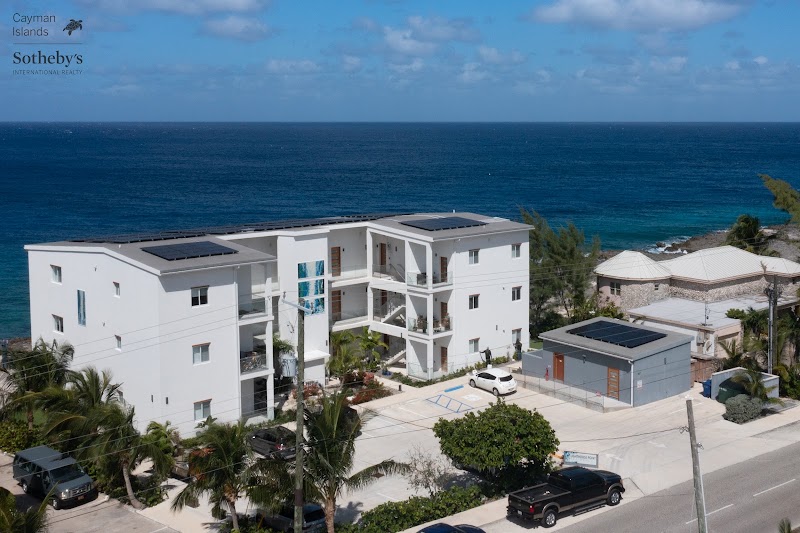 Lighthouse Point Dive Resort — Dive Resort in West Bay, Grand Cayman