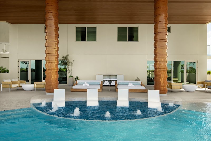 ONE | GT — Luxury Hotel in George Town, Grand Cayman photo 3