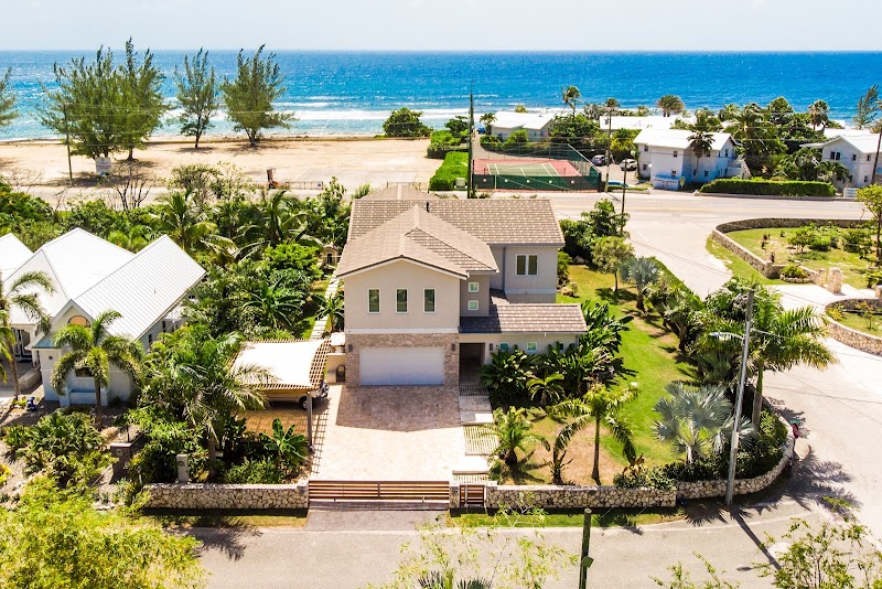 Property Cayman — Real Estate Agency in Seven Mile Beach, Grand Cayman photo 2