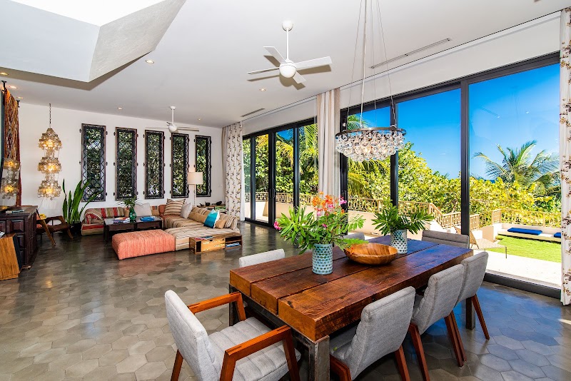Property Cayman — Real Estate Agency in Seven Mile Beach, Grand Cayman photo 3