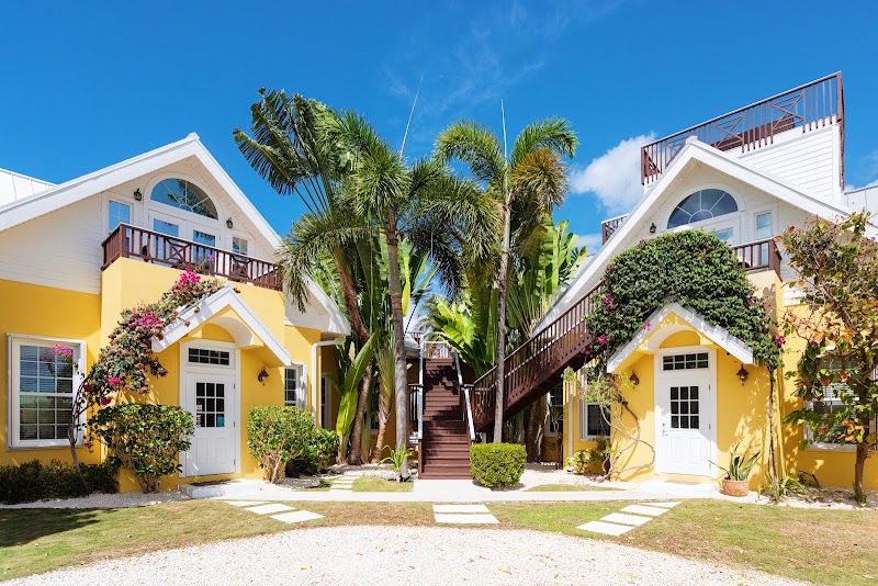 Shangri-La Bed & Breakfast — Bed & Breakfast in West Bay, Grand Cayman