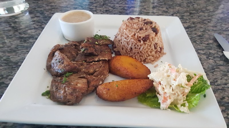 Silverside Restaurant & Rum Bar — Caribbean Restaurant in George Town, Grand Cayman photo 3