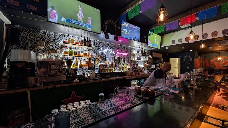 Spanglish Bar and Grill Mexican Latin Cuisine — Mexican Restaurant in Seven Mile Beach, Grand Cayman photo 3