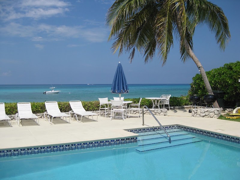 The Anchorage — Vacation Rentals in Seven Mile Beach, Grand Cayman photo 2