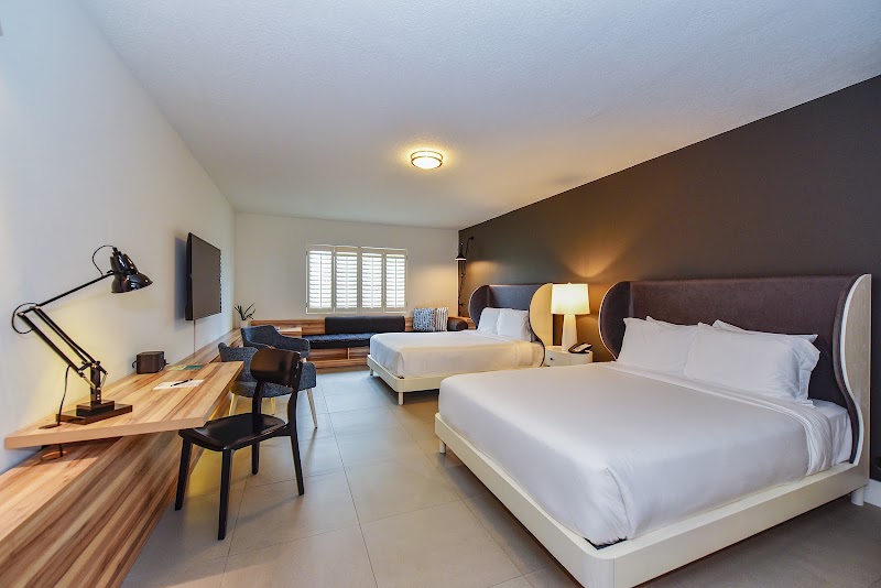 The Locale Hotel Grand Cayman — Boutique Hotel in Seven Mile Beach, Grand Cayman photo 2