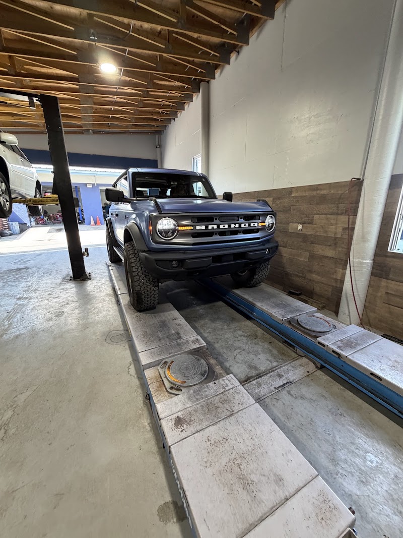 Tony's Toys Automotive Center — Automotive Center in George Town, Grand Cayman photo 3