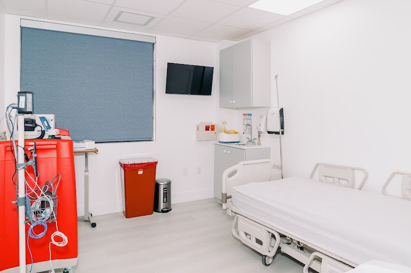 Total Health Clinic — Medical Clinic in West Bay, Grand Cayman photo 3
