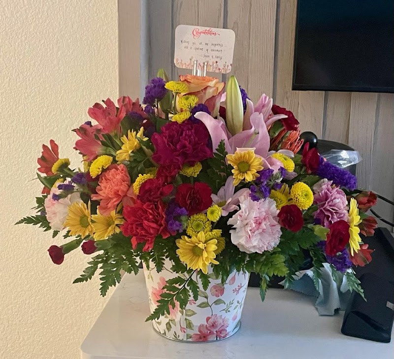 Trisha's Roses — Florist in George Town, Grand Cayman photo 3