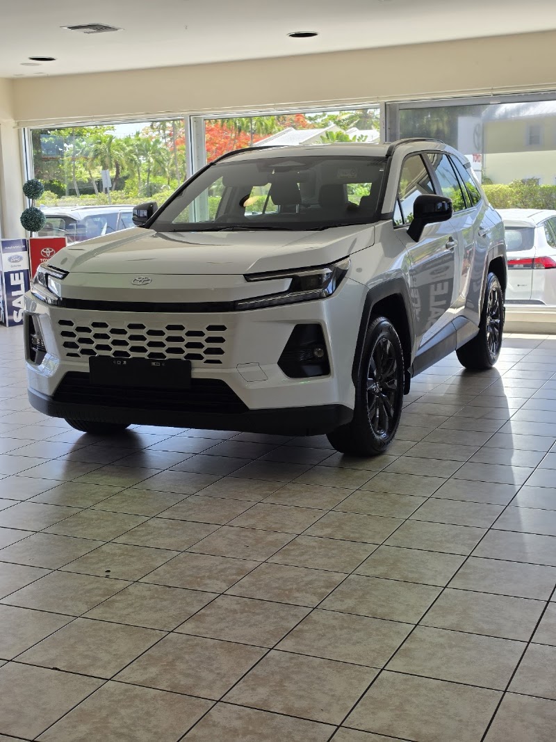 Vampt Motors — Car Dealer in George Town, Grand Cayman photo 2