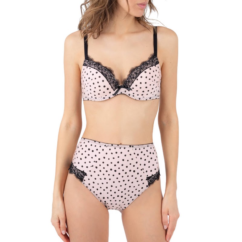 Vy’s Closet Lingerie Boutique — Lingerie Boutique in George Town, Grand Cayman photo 3